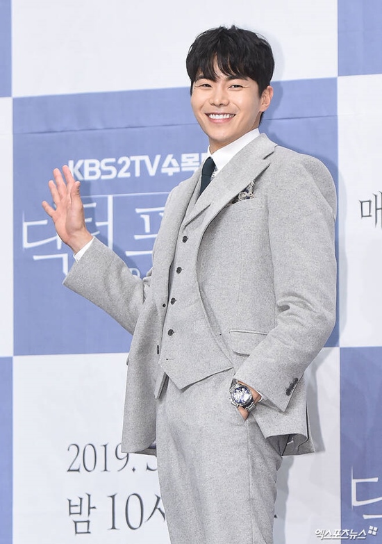 Park Eun-seok sued before the’discharge controversy’ →’Nahonsan’ as scheduled [종합]