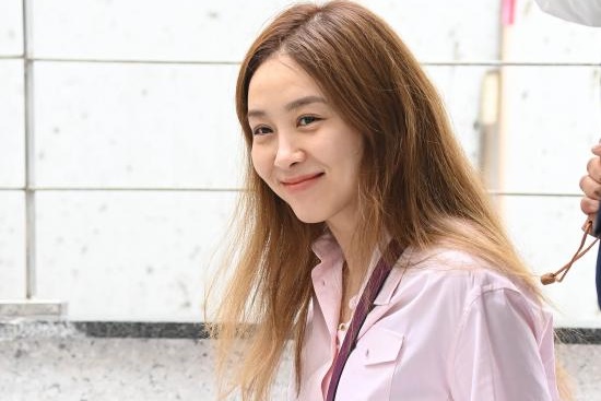 옥주현, 갑질 의혹 해명 대신 '無대응+열혈 홍보' 