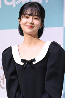 백진희, 반묶음 똑단발