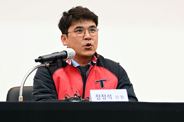 장정석 단장, 박동원에 금품 요구 파문…KIA 입장차 떠나 대화 부적절