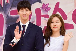김소은·송재림, 두달만 또 열애설→부인…본가에서 촬영, 친한 사이일 뿐