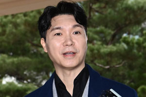 박수홍, '명예훼손' 형수 재판 증인 출석…비공개 요청