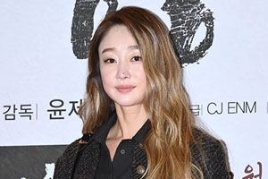 최여진, ♥돌싱남 루머에 20년 절친도 속았다…이상한 소설, 강력 법적 대응