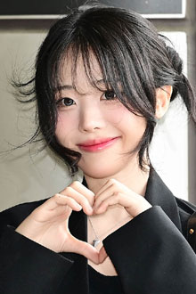 QWER 히나, 러블리 냥뇽녕냥