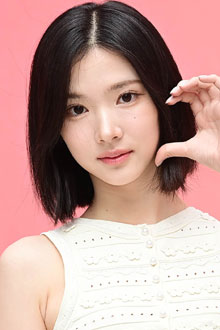 하츠투하츠 지우, 칼단발도 소화하는 청순 미모
