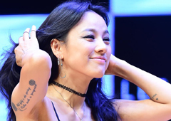 이효리, 무슨 일이 있었나…5개월 만에 42억 쓸어모았다