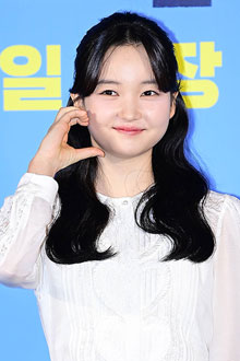 '김태리 아역' 최유리, 김태리 똑 닮은 미모로 폭풍성장