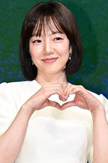 임수정, 40대에도 여전한 동안 미모