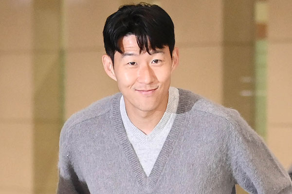 손흥민 이럴 수가! BBC까지 폭로 SON 입지 급락 불가피…런던 갔지만, 토트넘 합류 안 했다