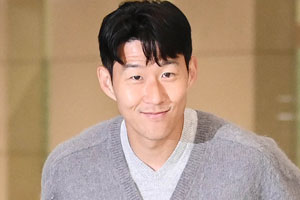 손흥민, 메디컬 테스트 받는다…토트넘 복귀→감독 면담 예정 어려운 결정, 이번 여름 떠날 수도