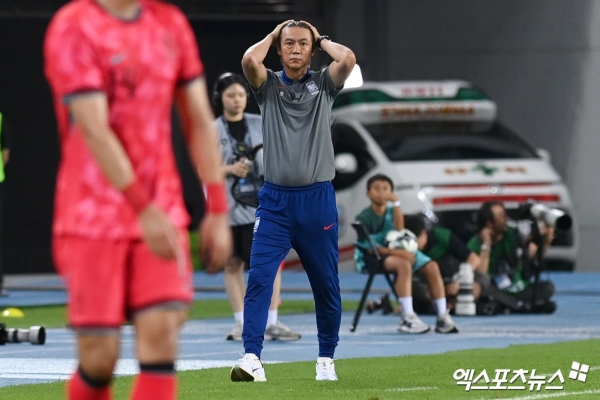 광복 80주년 앞두고 한일전 최초 3연패 '대참사'…홍명보호, 일본에 0-1 패배→동아시안컵 우승 무산