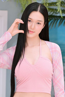 '보기만 해도 시원' 이수현 '스윔웨어도 완벽하게 소화하는 이기적인 몸매'