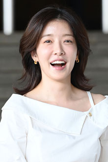 '데뷔 30주년' 정인선, 우아함 한 스푼...성숙미 뽐낸 오프숄더 룩
