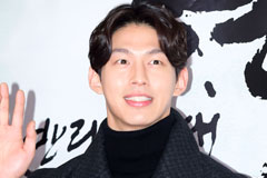 "흉기 들고 찾아가…" 최정원, 스토킹 입건 '충격'