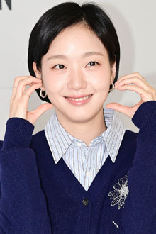 단발 여신 김고은, 계절 앞선 가을 패션