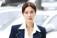 '돌돌싱맘' 이지현, 새출발 후 결국 떠났다…"아이들을 위해"
