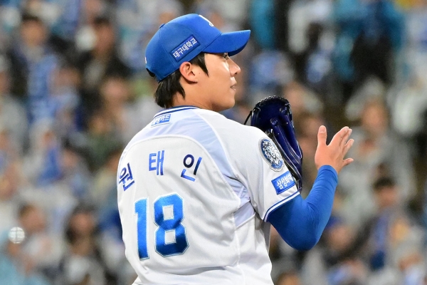 삼성 100% 확률 잡았다! '6⅔이닝 1실점' 원태인 호투 앞세워 SSG 5-3 제압…PO 진출까지 1승 남았다