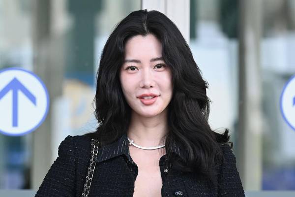 클라라, 결혼 6년 만 이혼 발표 신중한 논의 끝에