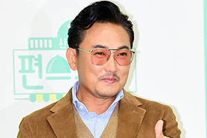 이승철, 큰 딸 결혼식서 직접 축가…'사회' 김성주→이무진·잔나비 '역대급 하객'