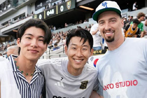 김혜성과 손흥민, 한국서 누가 더 유명해요? 질문 나왔다!…KIM 400% SON, 같은 도시에서 뛰는 것으로도 영광