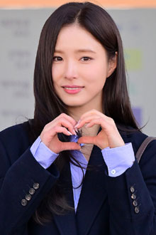 '인형 같아요' 신세경, 여행객도 반한 미모!