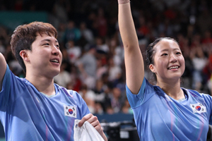 신유빈-임종훈, 中에 역사적 패배 안겨줘…홍콩도 주목한 '韓 탁구 쾌거'