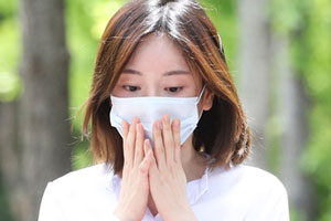 '마약 혐의' 황하나, 1년 해외 도피 끝 경찰 체포