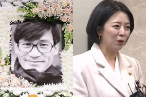 배현진, 흰 옷 입고 故 안성기 조문했다가…'복장·태도' 갑론을박