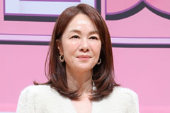 장윤정, 돌연 활동 중단 후 '이혼'…"아이에게 미안"