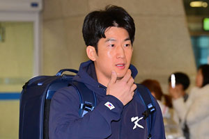 '어깨 염증' 문동주 개막전 복귀할까…'WBC 낙마' 대만 특급 좌완 5선발 유력?→9일 첫 라이브 피칭