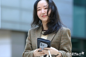 '255억 승소' 민희진, 하이브 압류 시도 법원에 막혔다…강제집행정지 인용