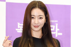 48세 김사랑, 가족계획? "입양 고민" 깜짝 근황 공개