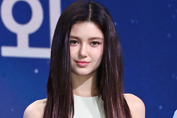 '431억 손배소' 시작…다니엘 빛나는 시기에 피해 vs 어도어 합의 가능성 有