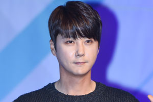 '이민우 결혼식 불참' 신혜성, 음주운전 후 두문불출…건물도 내놨다