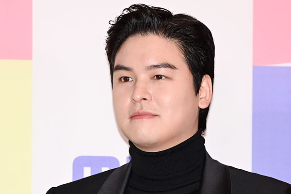 '대금 미지급 논란' 이장우, 2주 만에 복귀…미수금 정리, 오해 풀어 정면돌파