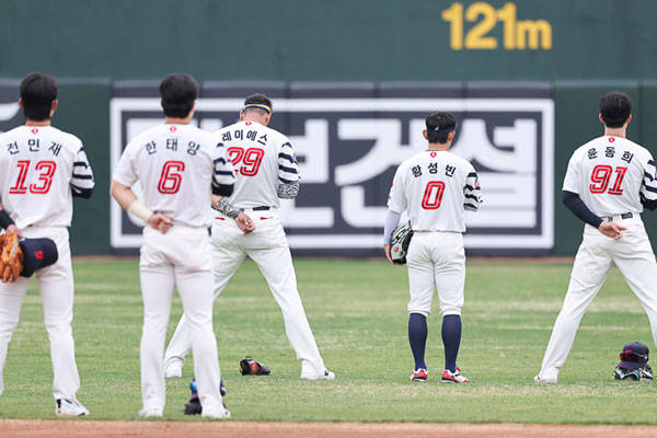 롯데 최악의 일주일→공동 꼴찌 추락, 9회 피치클락 위반→폭투→폭투→끝내 결승점 헌납…SSG 단독 선두