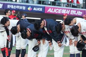 '롯데의 벚꽃엔딩' 패패패패패패패→공동 9위 추락, 9사사구+실책+또 폭투…KT 고영표 9K 호투→선두 복귀