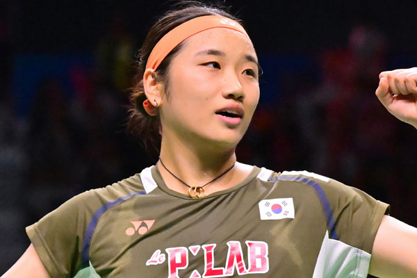 '안세영 또 이긴다!' 왕즈이 거침없네…日 군지 2-0 완파+아시아선수권 4강 진출→AN WANG 결승전 리턴매치 성사될까