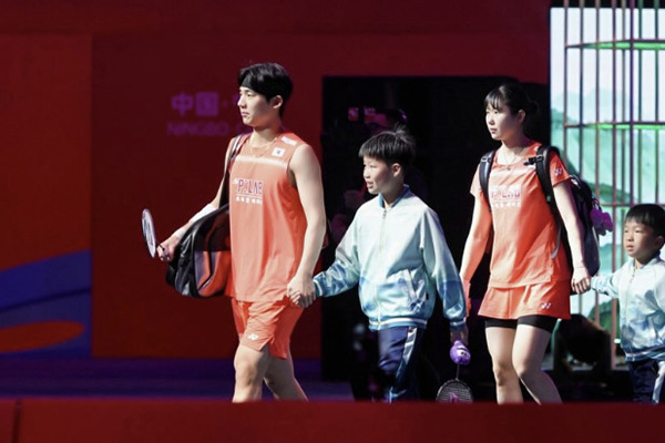 '세계 147위' 한국 배드민턴, 金메달 기적 터졌다…김재현-장하정, 아시아선수권 혼복 우승 확정→결승 상대 기권+초대형 이변 완성