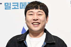 '뇌출혈' 이진호, 근황 전해졌다…9일만 일반 병실行→지인들도 알아봐