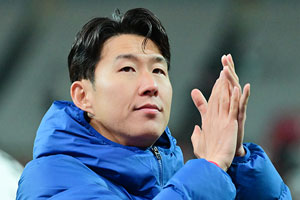 손흥민, 교체 지시에 이례적 분노→LAFC 0-0 무승부, 전술 운영 의문 증폭