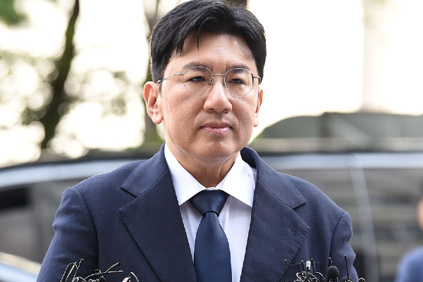 검찰, 방시혁 구속영장 반려 소명 부족, 보완 수사 필요