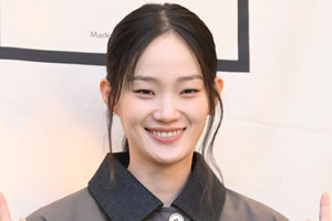 신현지, 26일 결혼 맞다…'절친' 제니·송혜교 참석 여부 관심 ↑