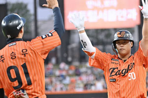 한화 야구가 2시간26분 만에 끝났어? 에르난데스 7이닝 대호투+강백호 5타점 폭발→투타 완벽 밸런스 속 8-1 승리