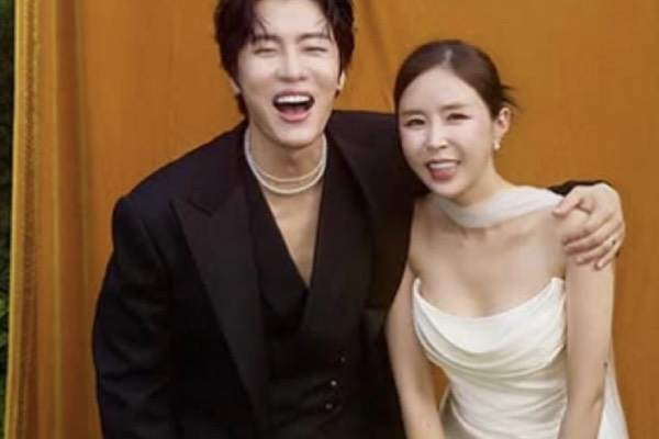 신지, 오늘(2일) 7살 연하 ♥문원과 결혼식…염려·걱정 딛고 부부 된다