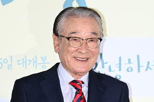 故이순재, 유작 촬영 중 시력·청력 상실 매니저가 읽어주는 대사 외워