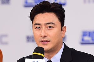 안정환 수원 삼성에서 은퇴하려 했는데…해트트릭 하고도 부상 중인 2군 선수 기용, 안 떠나겠나?→이정효 감독 앞에서 고백