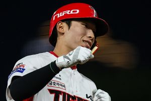 '김호령 데뷔 첫 3홈런' KIA 타선 대폭발! LG전 14-0 대승…'6이닝 무실점' 올러 시즌 5승
