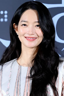 '♥김우빈' 신민아, 결혼 후에도 변함없는 러블리