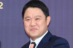 김구라 늦둥이 딸 공개에 반응 폭발…첫 가족여행 인증샷 까지